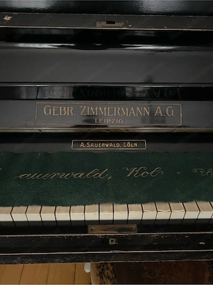 Klavier Gebr. Zimmermann zu verkaufen Bild 2