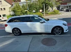 mercedes E 220 Bild 4