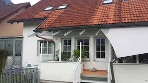 Vordächer, der Schutz vor Regen, Schnee Bild 6