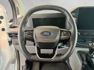 Ford Transit Bild 9