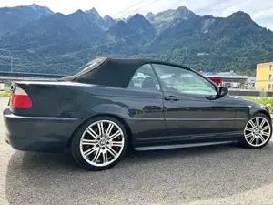 BMW 330 330Ci Cabrio Aut Bild 2