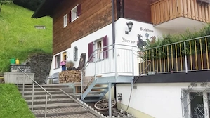 Hochwertige Treppen nach Maß Bild 3