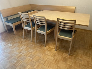 Sehr gut erhaltene Eckbankgruppe Bild 3