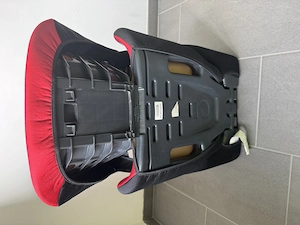 Kinderautositz Disney Cars   Lightning McQueen (rot schwarz) Bild 3