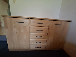 Schlafzimmermöbel zu VERSCHENKEN (Holz, sehr guter Zustand) Bett, Schrank, Kommode Bild 4