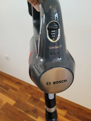 Bosch Aku Staubsauger  Bild 3