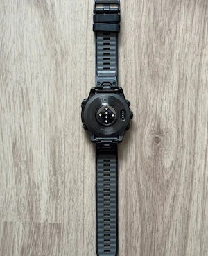 Garmin Fenix 8 47mm Smartwatch mit 2 Armbändern Bild 4