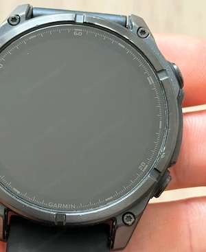 Garmin Fenix 8 47mm Smartwatch mit 2 Armbändern Bild 2