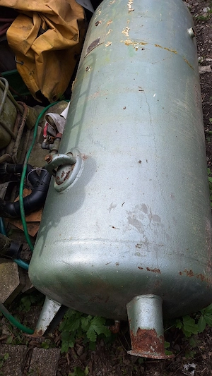 Wassertank aus Stahl