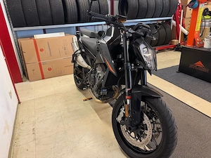 KTm 890 duke Bild 4