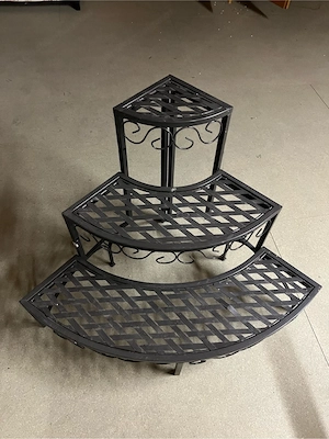 Metall-Etagere für Blumengestecke Bild 3