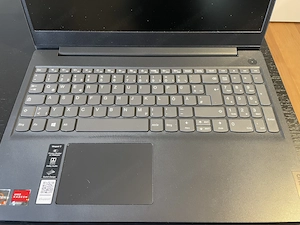 Laptop Lenovo IdeaPad 3  Bild 3