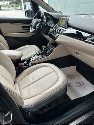 BMW 220d xDrive Automatik Bild 9