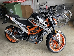 KTM 390 Duke gepflegt, unfall- und umfallfrei Bild 2