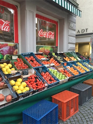 Lokal übergabe Lebensmittel und Gastro Bild 4