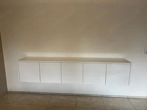 1x Sideboard  Tischlerqualität  Länge: 219 cm in Hochglanz weiß Maße: 219 cm x 41 cm - Höhe ca. 45cm Bild 2