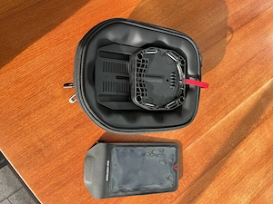 Tankrucksack SW Motech mit Smarthome Drybag - Neuwertig Bild 3
