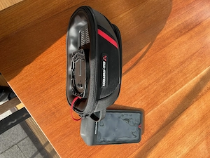 Tankrucksack SW Motech mit Smarthome Drybag - Neuwertig Bild 2