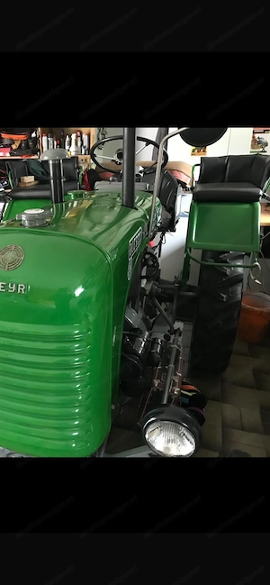 Traktor Steyr mit Hänger  Bild 2