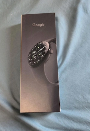 Google Pixel Watch 4 (41 mm)   Farbe: Obsidian Schwarz + Spigen Hülle Bild 5
