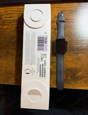 Apple Watch Series 8 GPS + Cellular, 45 mm Bild 2