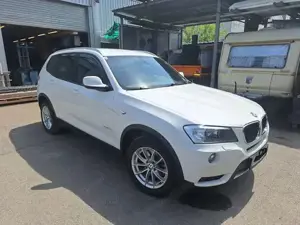 BMW x3 xDrive20d F25 BJ 2012 Bild 3