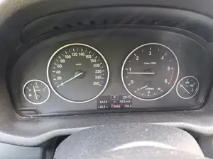 BMW x3 xDrive20d F25 BJ 2012 Bild 10