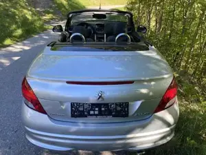 Peugeot 207 Bild 3