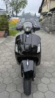 Vespa 300 GTS i.e.  Bild 4