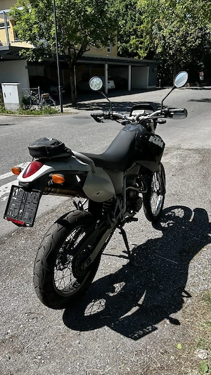 KTM 640 LC4 Supermoto  Bild 4