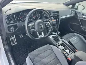 Volkswagen Golf 7  2,0 TDI 4 Motion  Bild 4