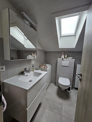 Kurzzeitmiete mit Verlängerungsoption! Dachgeschosswohnung in Top Lage von Lauterach,neben Jannersee Bild 4