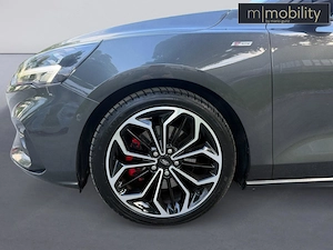 Ford Focus Turnier 1.5 EcoBlue ST-Line X Start Stopp  Bild 2