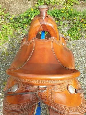Westernsattel zu verkaufen  Bild 2