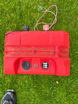 IMPOS P1,9 Weidezaun-Batteriegerät Bild 3