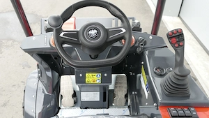 Heracles H140 Miniradlader Hoflader Kompaktlader Bild 3