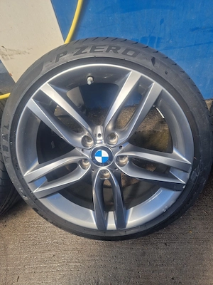 Kompletträder BMW Felgen mit Pirellireifen Bild 5