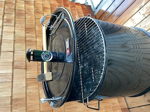 Verkaufe Grilltonne   Räuchertonne  Bild 2