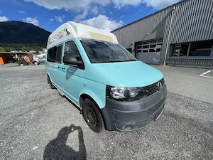 VW Bus Camper: Top Fahrzeug, Webasto, Doppelbett & Pickerl bis 05 26   Bereit für das Abenteuer! Bild 7