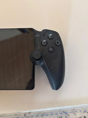 Playstation Portal schwarz  Bild 3