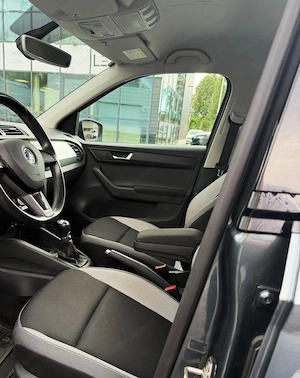 Skoda Fabia 1.2 TSI Style | 1. Besitz | Xenon | Frisch ab Service + Pickerl Neu!!!!  Bild 6