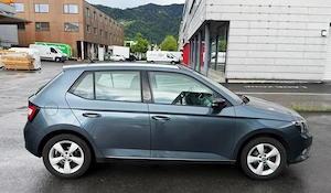 Skoda Fabia 1.2 TSI Style | 1. Besitz | Xenon | Frisch ab Service + Pickerl Neu!!!!  Bild 3