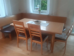 komplettes Esszimmer-Set aus Buche Bild 5