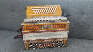 Steirische Harmonika Strasser Bild 2