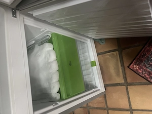 Großer Kühlschrank mit kühlfächern Bild 3