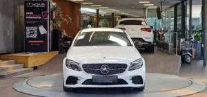 Mercedes-Benz C 220 Bild 2