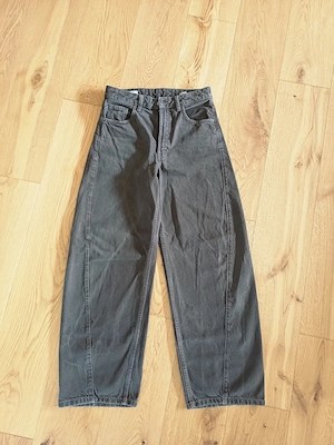  ZARA Balloon Jeans