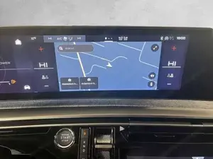 Peugeot 5008 Bild 11