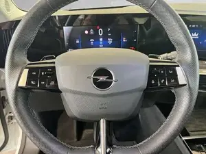 Opel Astra Bild 9