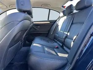 BMW 530d xDrive Luxury Line // elektr. Anhängerkupplung // Head-Up // Rückfahrkamera Bild 11